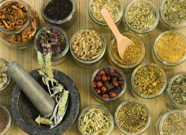 Experiencing Negative Side Effects from Your Thyroid Medication? 6 Herbal Remedies You May Want to Try